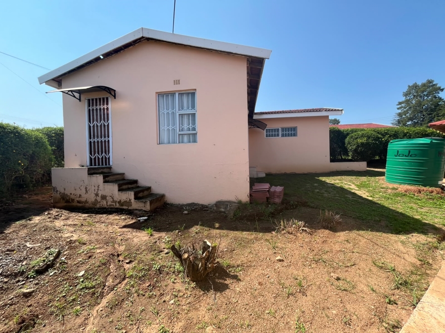 To Let 1 Bedroom Property for Rent in Northcrest Eastern Cape